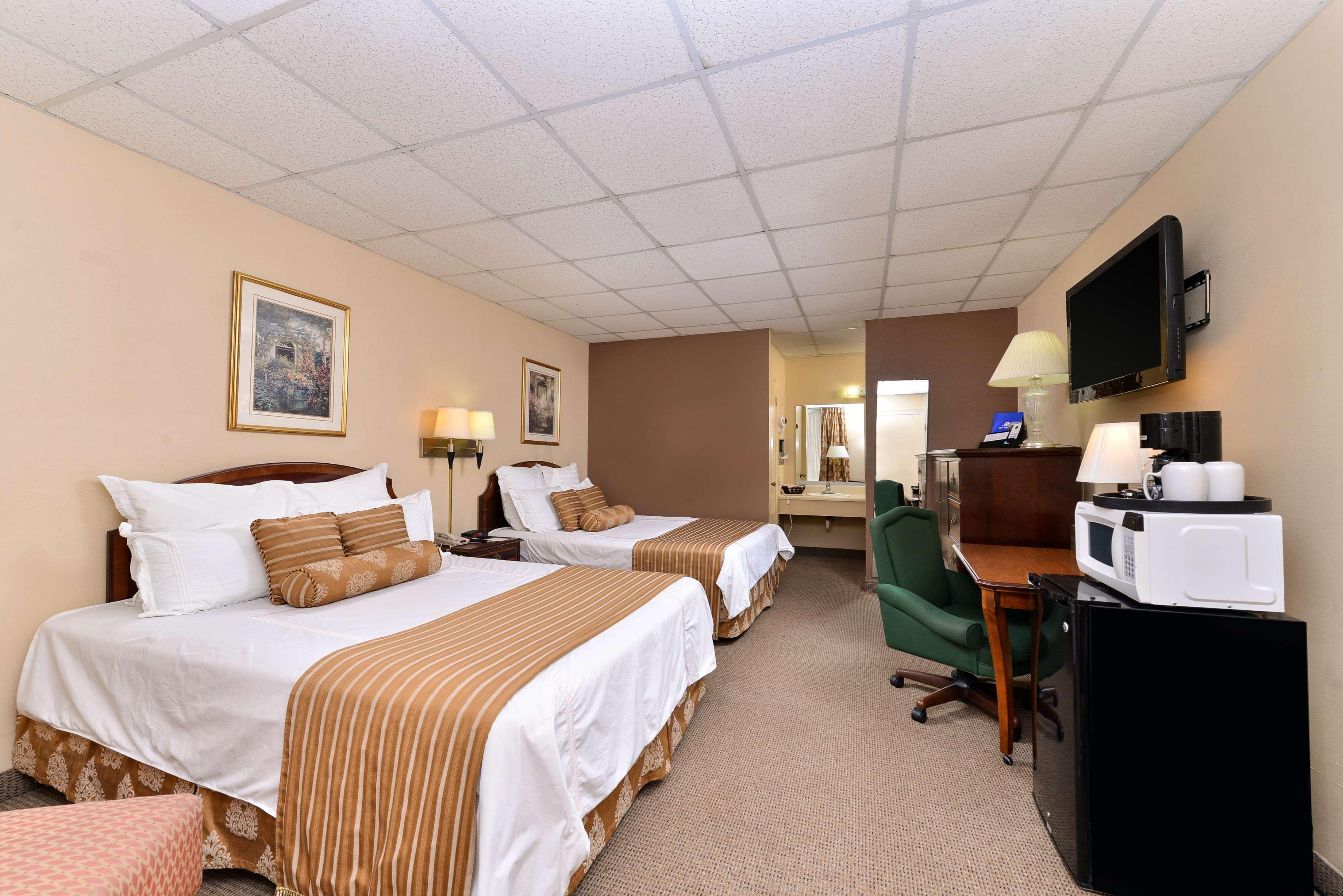 Americas Best Value Inn And Suites Victoria Exterior photo