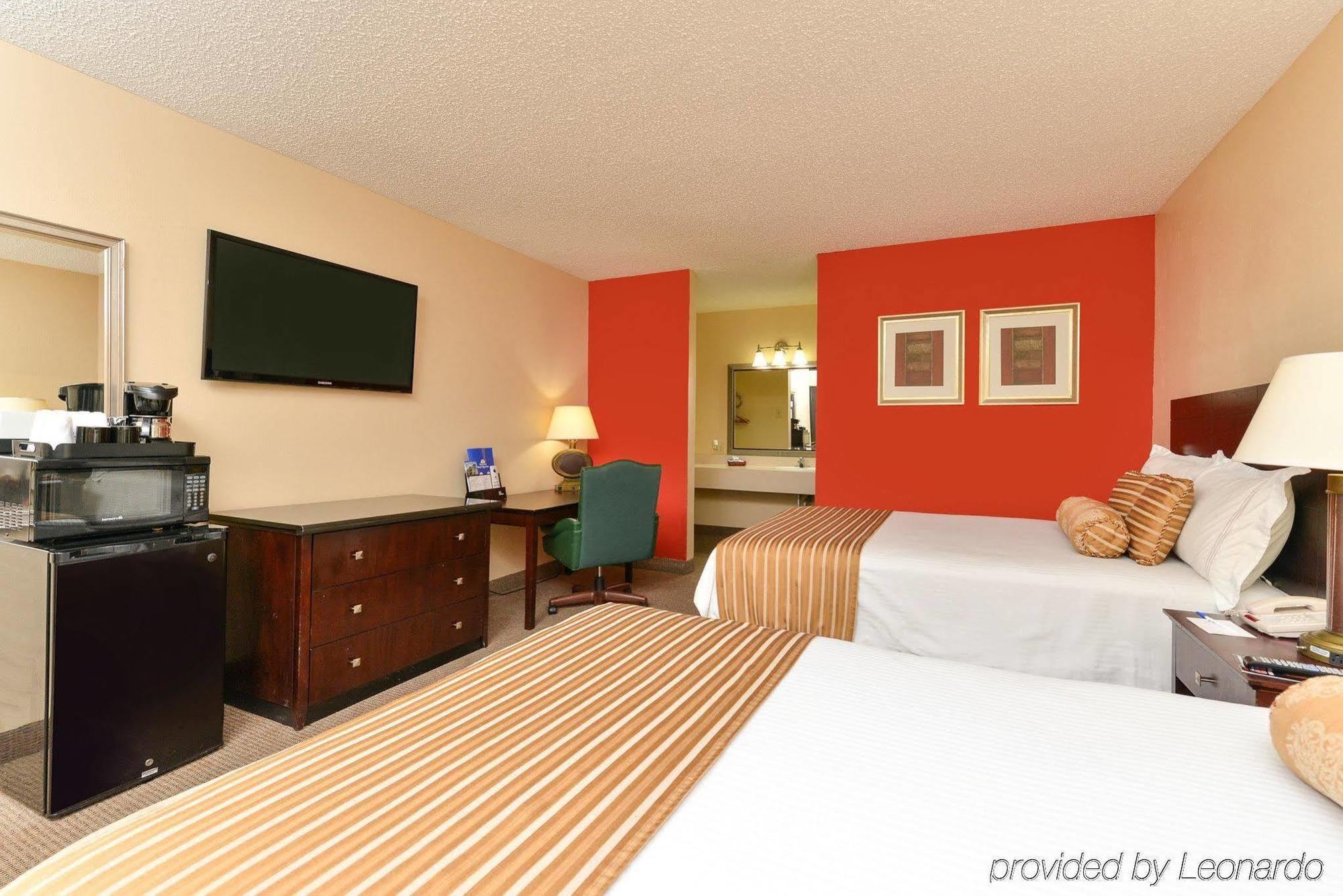 Americas Best Value Inn And Suites Victoria Exterior photo